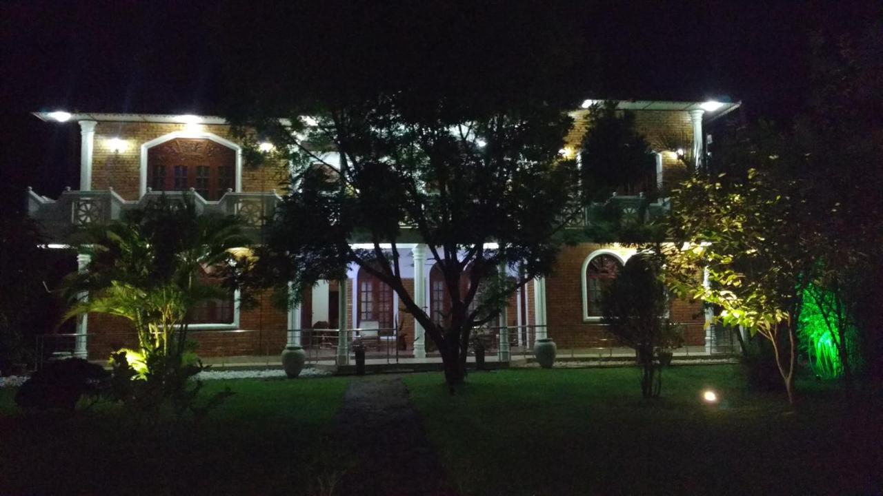 Serendib Garden Resort Habarana Exterior photo